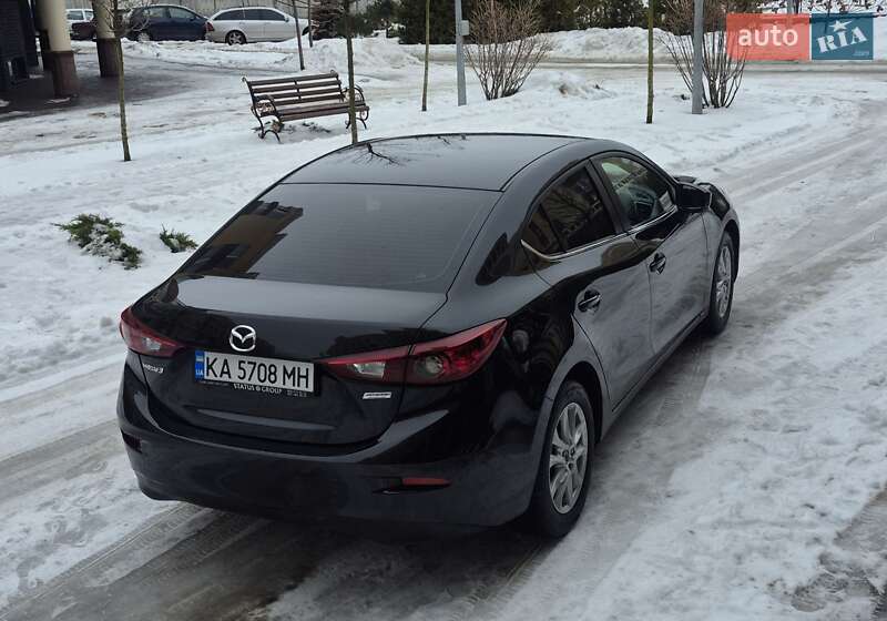 Седан Mazda 3 2017 в Киеве фото 11 Седан Mazda 3 2017 в Киеве