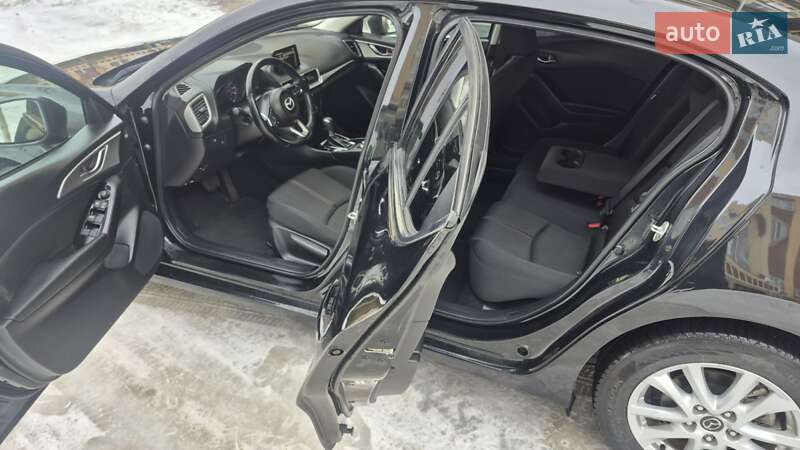 Седан Mazda 3 2017 в Киеве фото 25 Седан Mazda 3 2017 в Киеве
