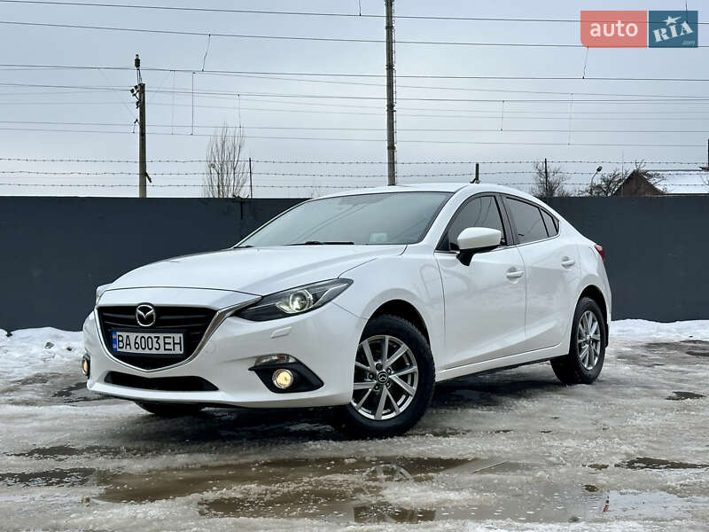 Седан Mazda 3 2015 в Киеве фото 2 Седан Mazda 3 2015 в Киеве