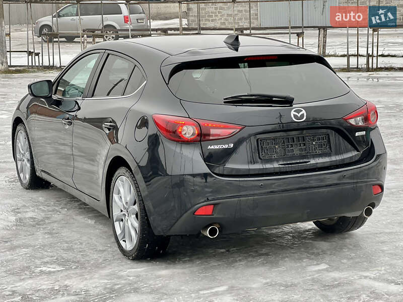 Хетчбек Mazda 3 2015 в Валках