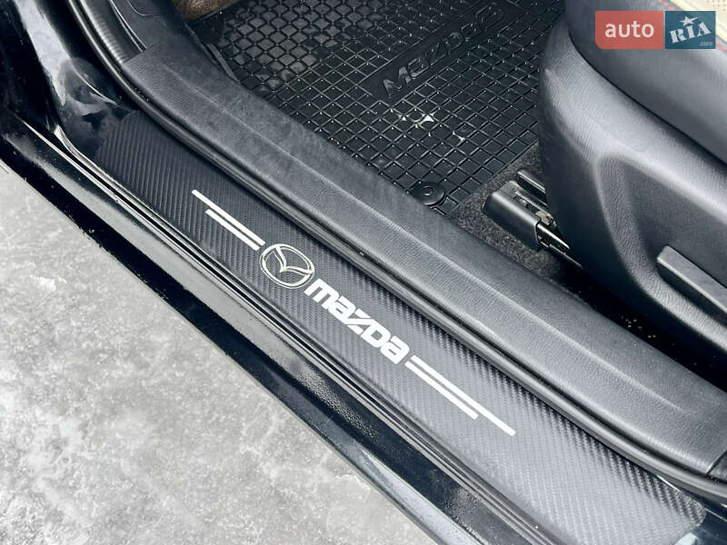 Хетчбек Mazda 3 2015 в Валках