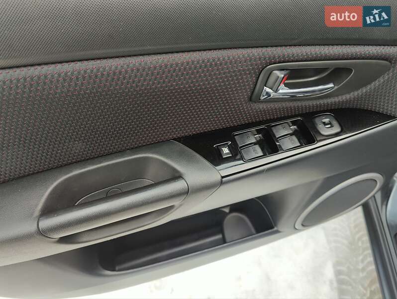 Хетчбек Mazda 3 2008 в Києві