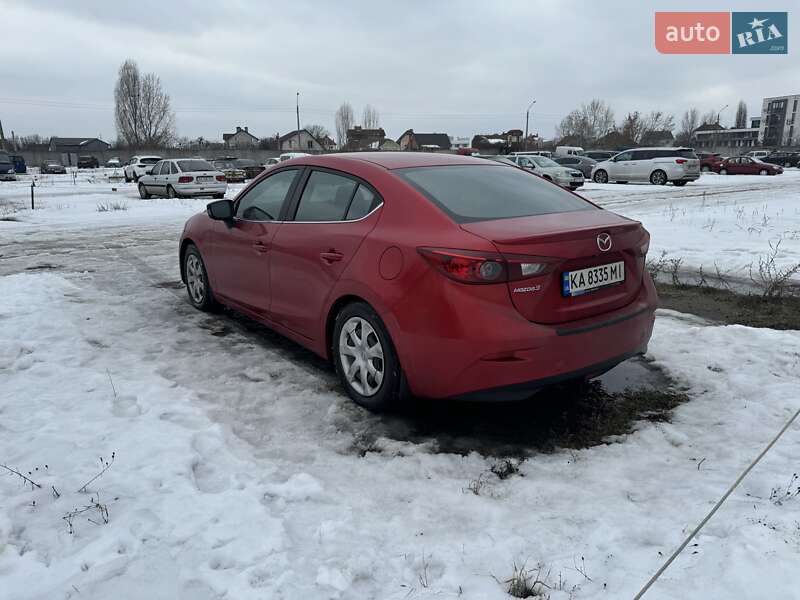 Седан Mazda 3 2014 в Киеве