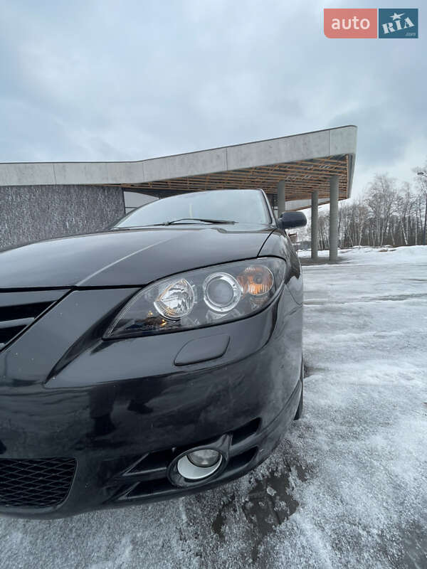 Седан Mazda 3 2005 в Ірпені