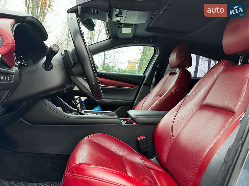 Хетчбек Mazda 3 2021 в Києві