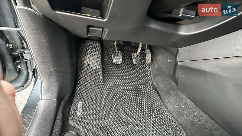 Хэтчбек Mazda 3 2008 в Макарове фото 17 Хэтчбек Mazda 3 2008 в Макарове