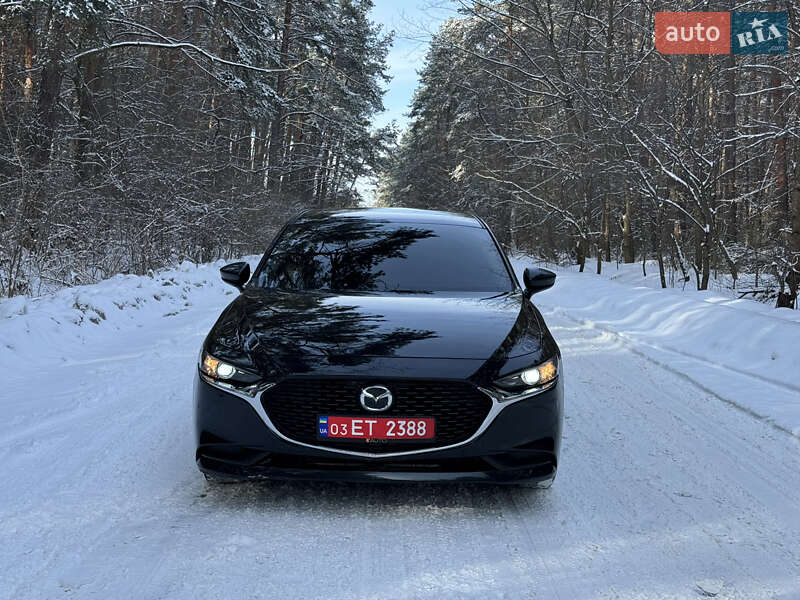Седан Mazda 3 2020 в Бродах