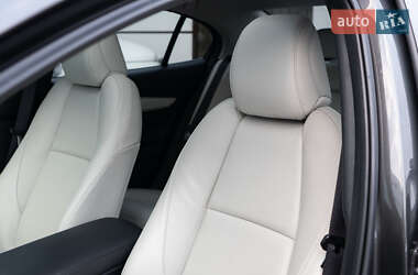 Седан Mazda 3 2020 в Киеве