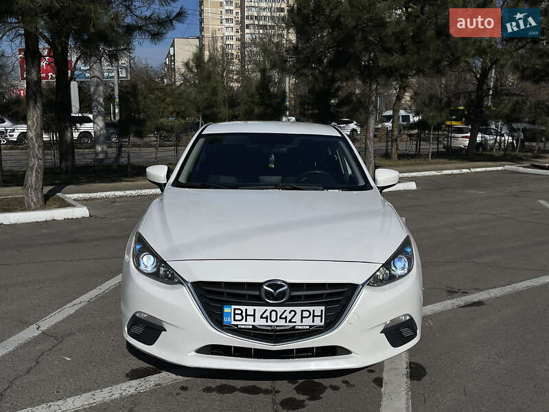 Седан Mazda 3 2014 в Одесі