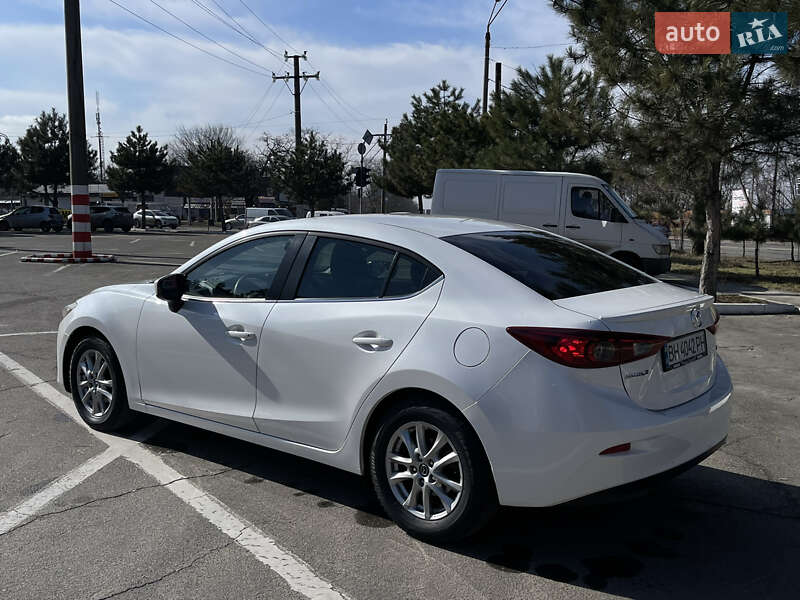 Седан Mazda 3 2014 в Одесі
