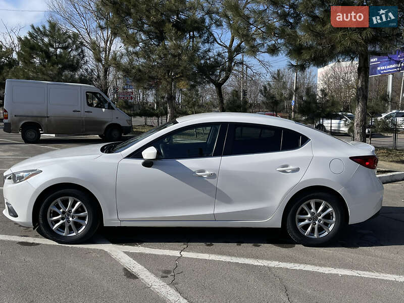 Седан Mazda 3 2014 в Одесі