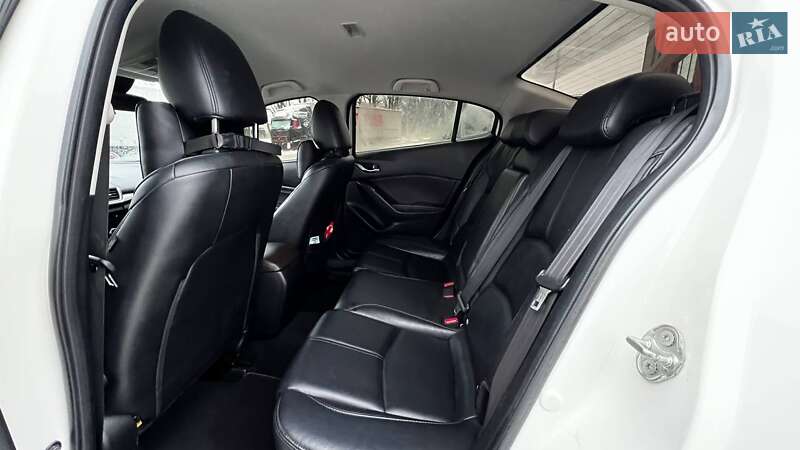 Седан Mazda 3 2017 в Києві фото 29 Седан Mazda 3 2017 в Києві