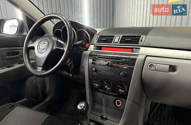 Хэтчбек Mazda 3 2005 в Тячеве