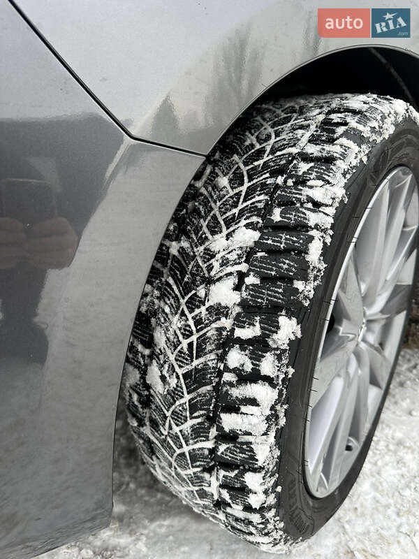 Седан Mazda 3 2020 в Киеве