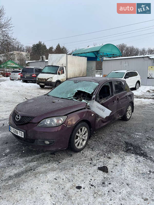Хэтчбек Mazda 3 2006 в Обухове