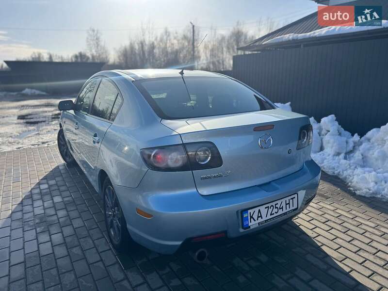 Седан Mazda 3 2008 в Березане