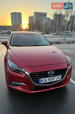 Седан Mazda 3 2016 в Києві