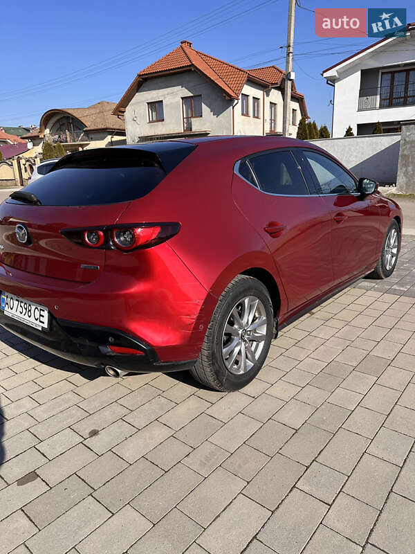 Хэтчбек Mazda 3 2019 в Ужгороде