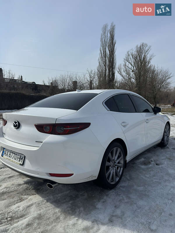 Седан Mazda 3 2019 в Харькове