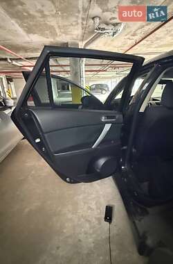 Хэтчбек Mazda 3 2009 в Львове