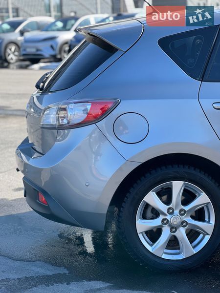 Хэтчбек Mazda 3 2011 в Львове