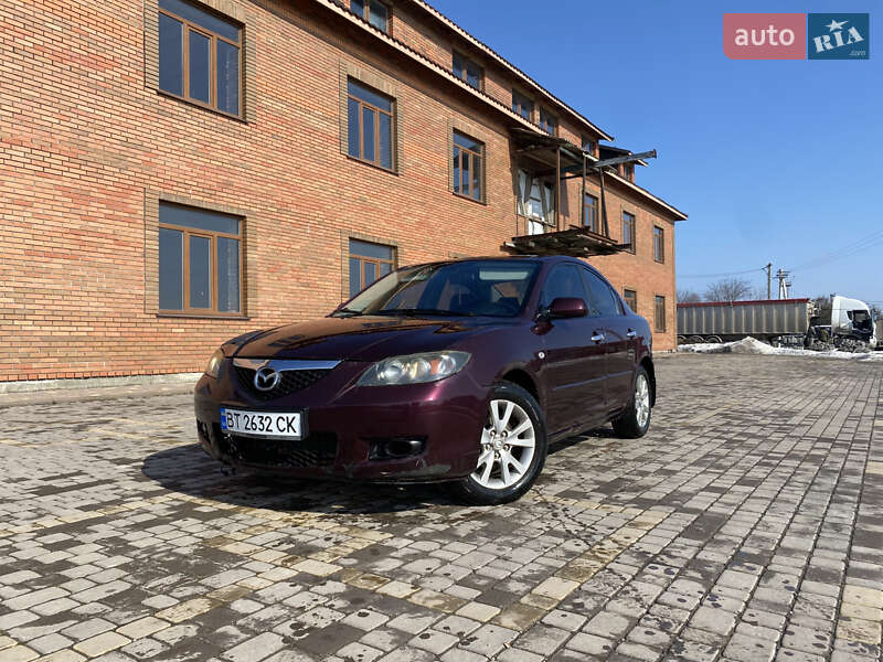 Седан Mazda 3 2006 в Теофіполі