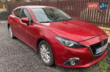Седан Mazda 3 2016 в Ужгороде Седан Mazda 3 2016 в Ужгороде