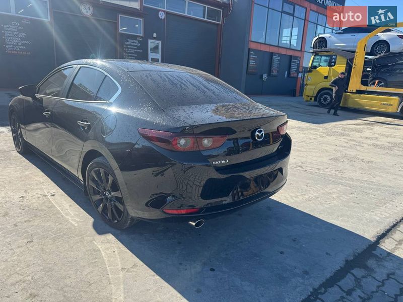 Седан Mazda 3 2024 в Львові