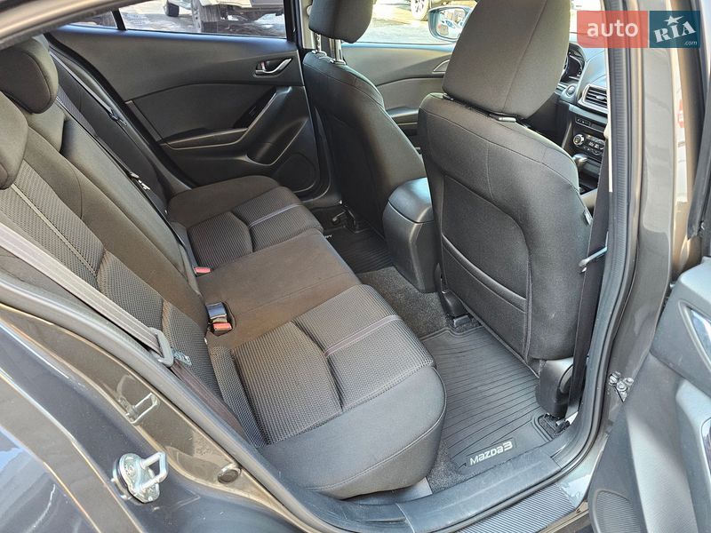 Хетчбек Mazda 3 2017 в Києві фото 35 Хетчбек Mazda 3 2017 в Києві