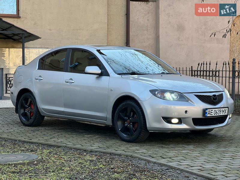 Седан Mazda 3 2006 в Николаеве