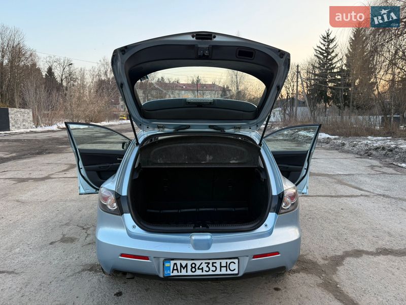 Хэтчбек Mazda 3 2007 в Звягеле