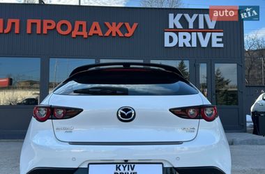 Хэтчбек Mazda 3 2024 в Киеве