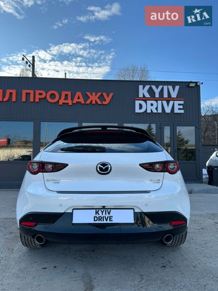 Хэтчбек Mazda 3 2024 в Киеве