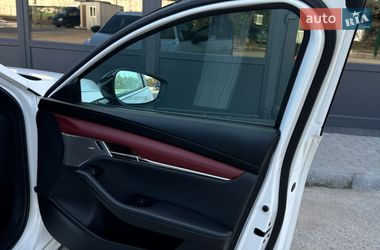 Хэтчбек Mazda 3 2024 в Киеве