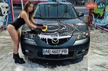 Седан Mazda 3 2008 в Днепре