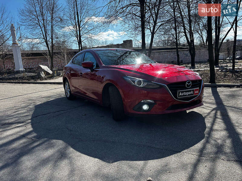 Седан Mazda 3 2016 в Запорожье