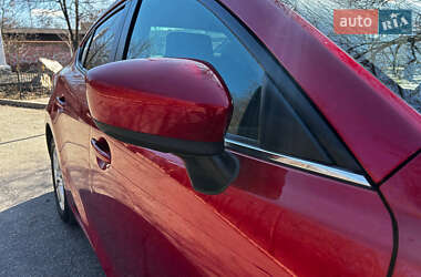 Седан Mazda 3 2016 в Запорожье