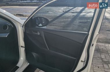 Хэтчбек Mazda 3 2010 в Киеве