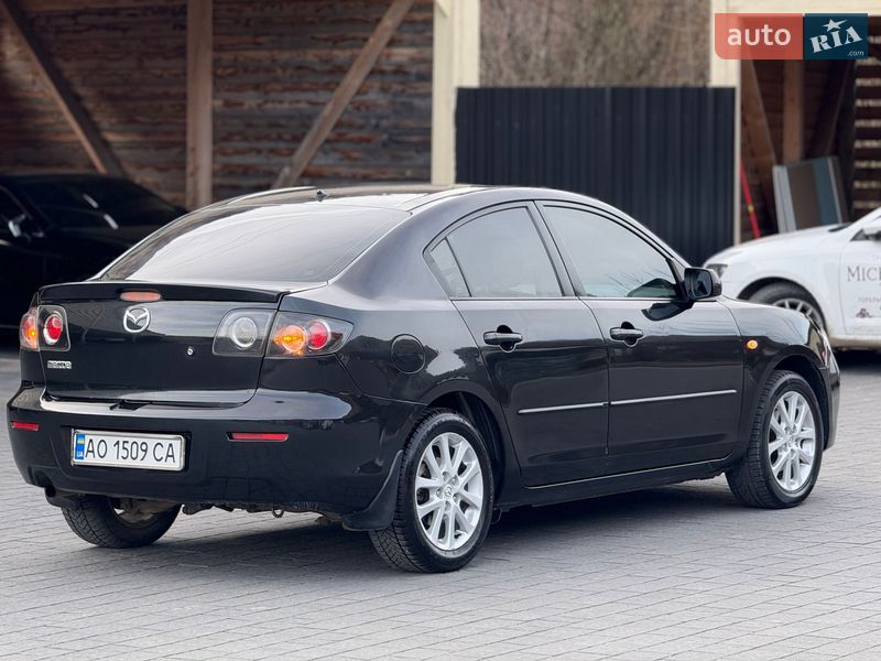 Седан Mazda 3 2008 в Міжгір'ї