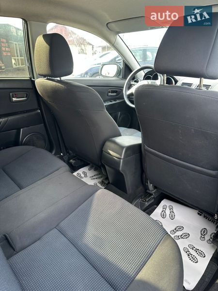 Хетчбек Mazda 3 2006 в Смілі