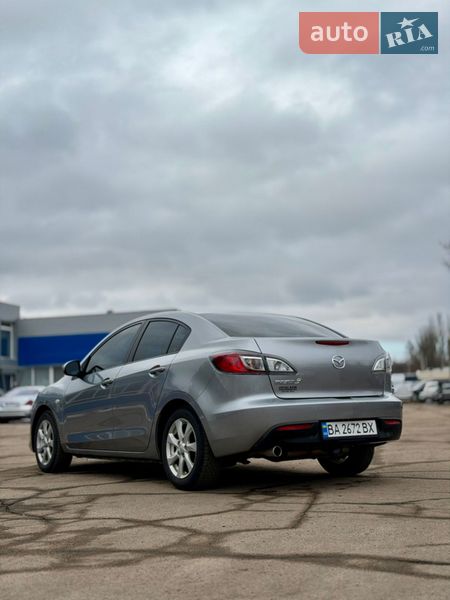 Седан Mazda 3 2010 в Кропивницькому