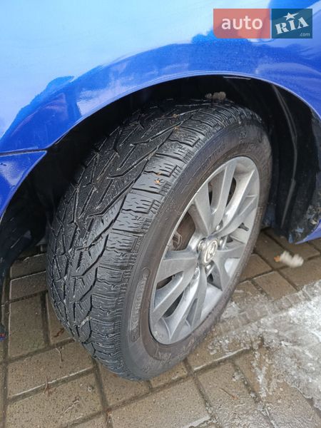 Седан Mazda 3 2007 в Прилуках