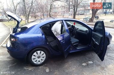 Седан Mazda 3 2006 в Кривому Розі