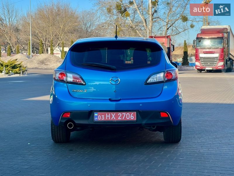 Хэтчбек Mazda 3 2010 в Житомире