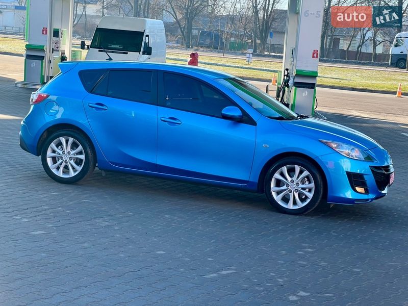 Хэтчбек Mazda 3 2010 в Житомире