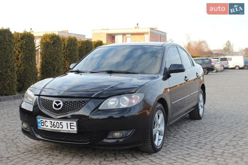 Седан Mazda 3 2006 в Жовкве