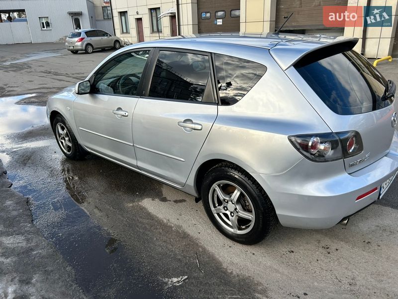 Хэтчбек Mazda 3 2006 в Киеве