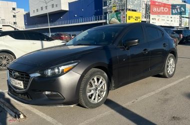 Хэтчбек Mazda 3 2017 в Днепре