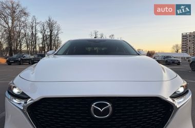 Седан Mazda 3 2021 в Киеве
