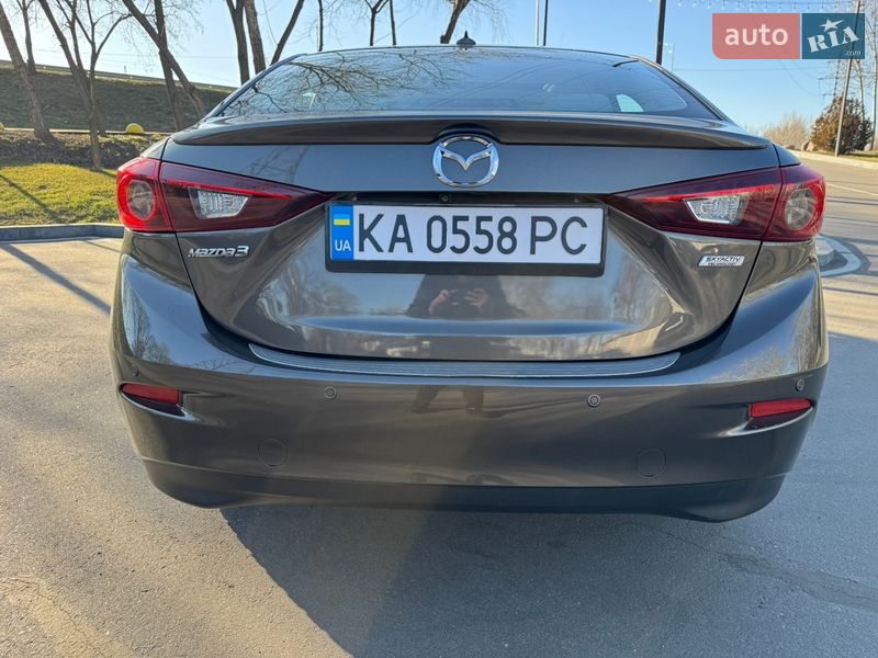 Седан Mazda 3 2016 в Києві